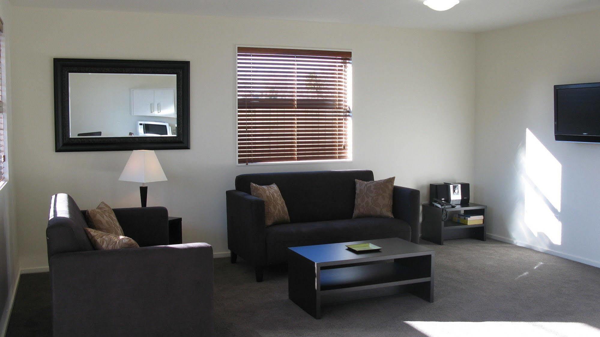 Pegasus Gateway Motels & Apartments Rangiora Extérieur photo