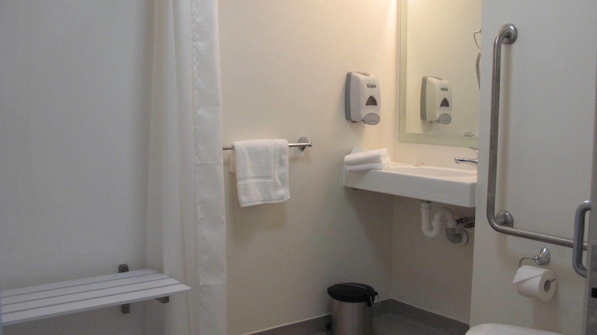 Pegasus Gateway Motels & Apartments Rangiora Extérieur photo